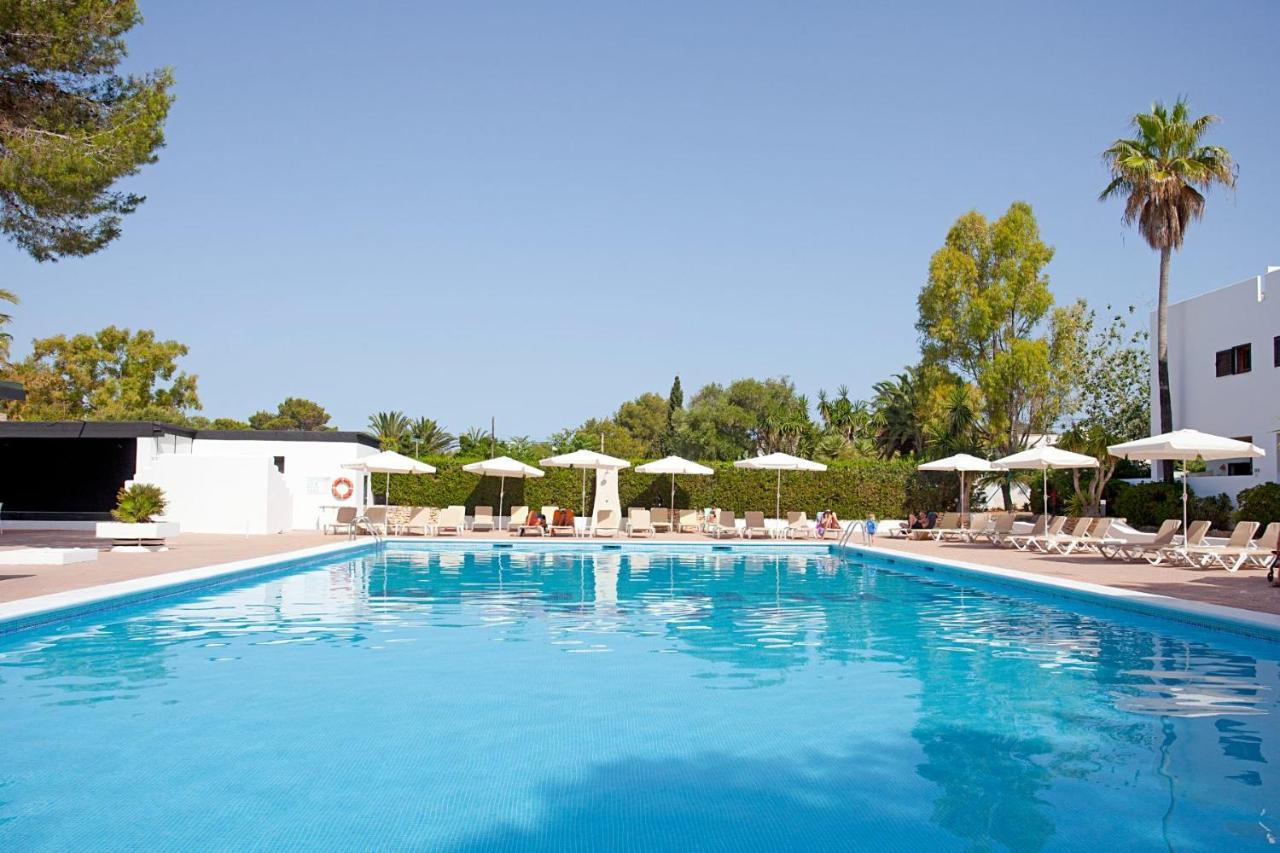 Hotel Club Cala Azul Cala Llenya Exterior foto