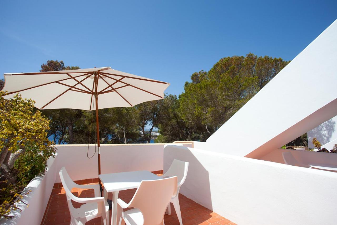 Hotel Club Cala Azul Cala Llenya Exterior foto